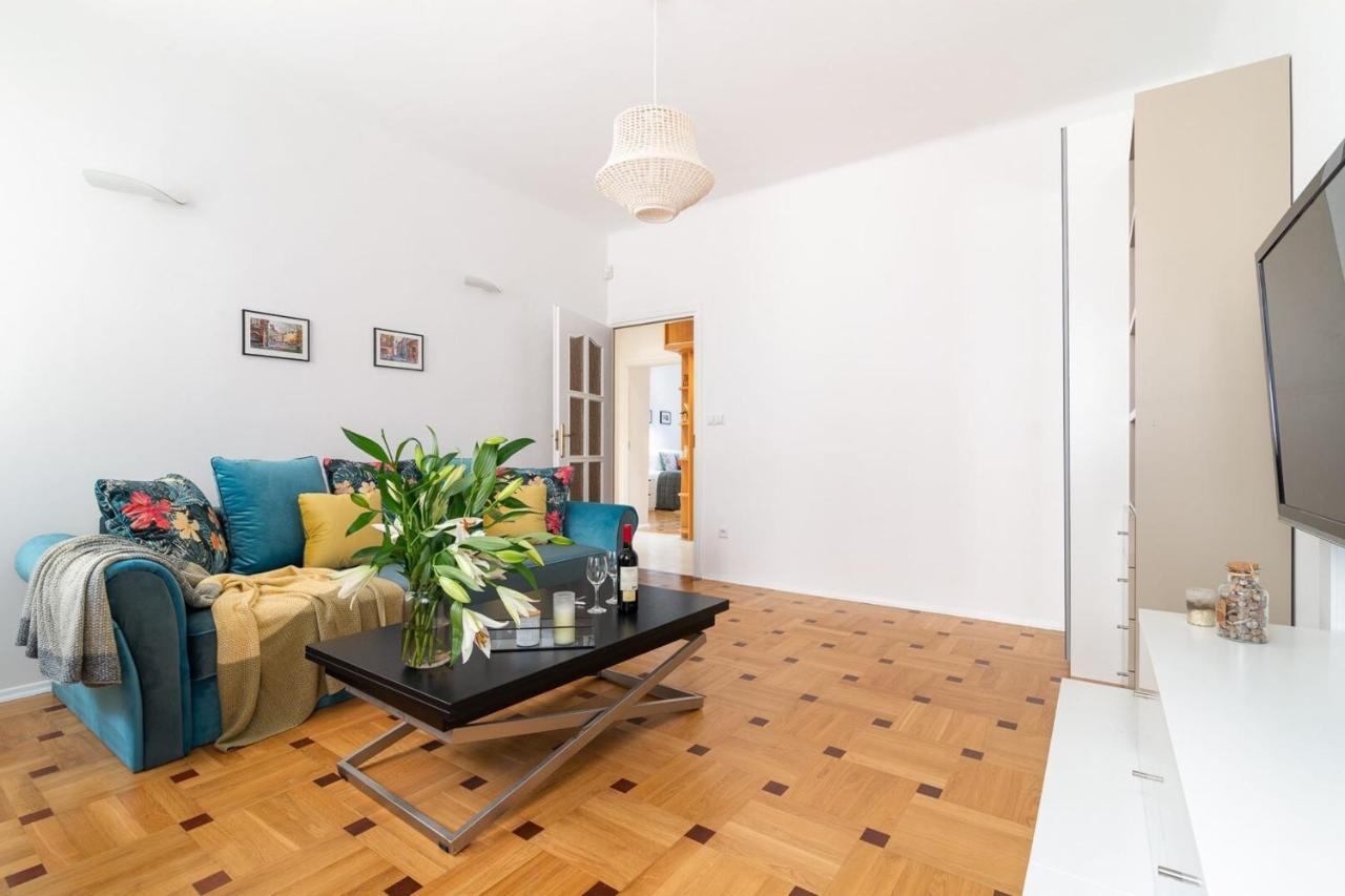 Rent Like Home - Mostowa 11 Варшава Экстерьер фото